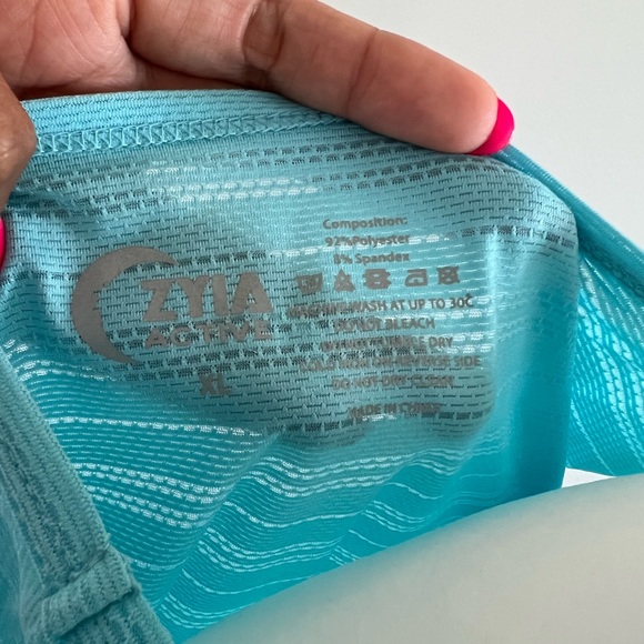 Zyia Blue Luxe Muscle Tank - Picture 4 of 4